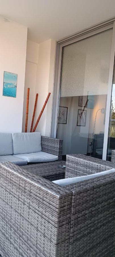 Dezo Luxury Town Apartment Larnaca Exterior photo